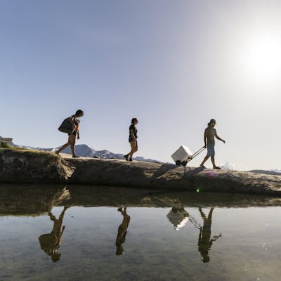 YETI Roadie® 60 Wheeled Cooler 220022 Roadie 48 60 Campaign PDP Lifestyle 1024x1024 5 yeticoolershop.com