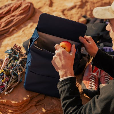 YETI Daytrip® 6L Lunch Bag 240111 Daytrip PDP 6L Lifestyle 03 1024x1024 YETI Cooler Shop YETI Daytrip® 6L Lunch Bag 240111 Daytrip PDP 6L Lifestyle 03 1024x1024 YETI Cooler Shop