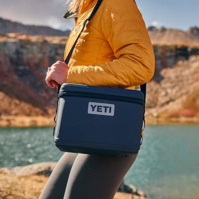 YETI Daytrip® 9L Insulated Box 250115 PDP DayTripInsulatedBox 9L Overview P5 PORTABLEDESIGN YETI Cooler Shop YETI Daytrip® 9L Insulated Box 250115 PDP DayTripInsulatedBox 9L Overview P5 PORTABLEDESIGN YETI Cooler Shop