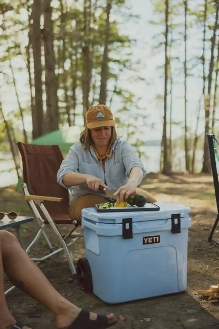 YETI Roadie® 32 Wheeled Cooler 645e5c0a d55f 40ad a5e0 b284dd3fa927 yeticoolershop.com