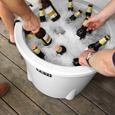 Yeti Tank® 45 Ice Bucket Tank 45 Hard Cooler Product Overview Image Lifestyle 1x yeticoolershop.com