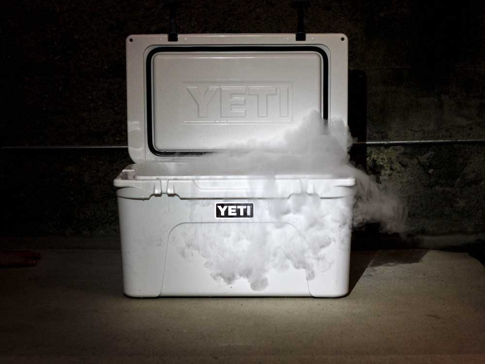 How long does dry ice last in a yeti professional packing setup